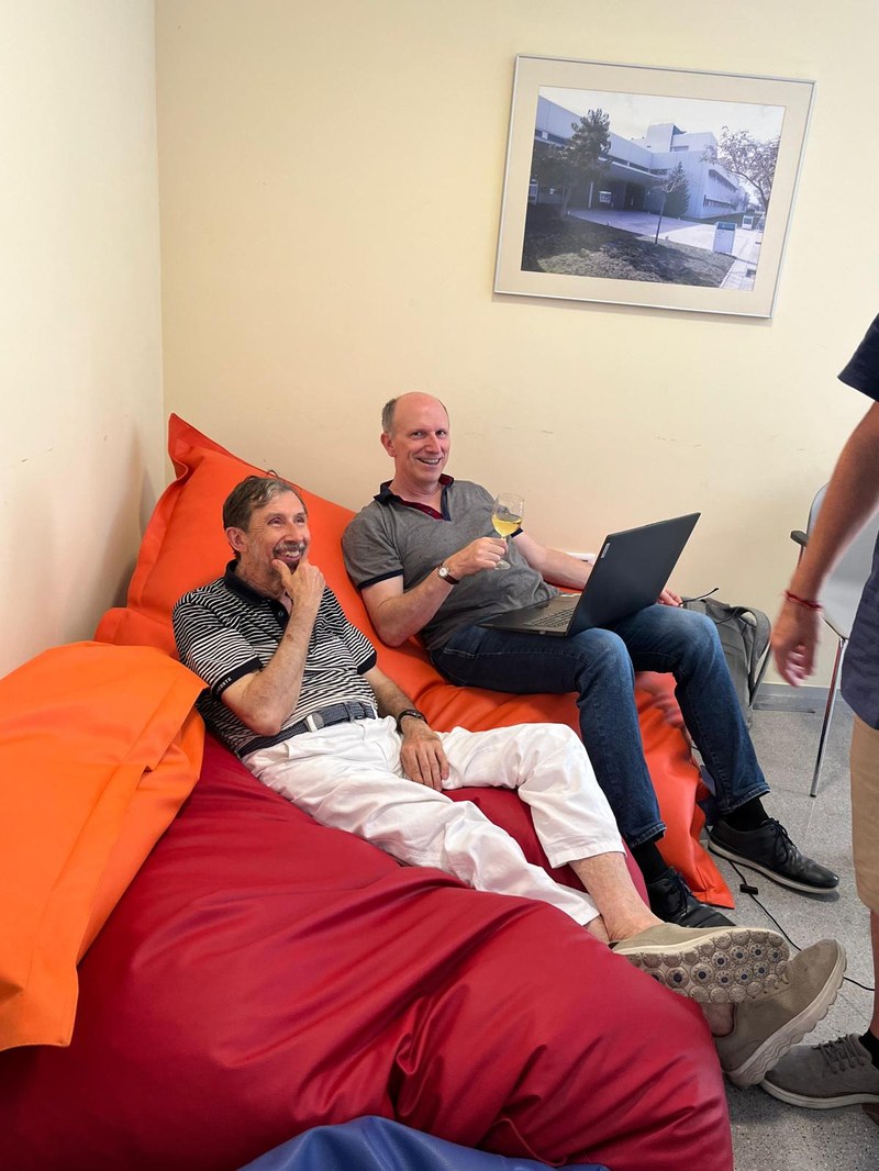 RETREAT_X_Ocio.jpeg RETREAT_X_Ocio.jpeg