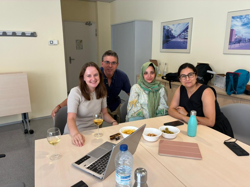 RETREAT_X_taula1.jpeg RETREAT_X_taula1.jpeg